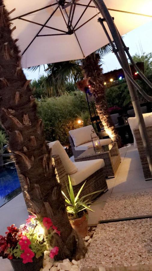 Mon Petit Bali Bed & Breakfast Maussane les Alpilles Bagian luar foto